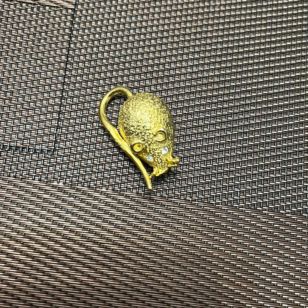 Mouse Brooch